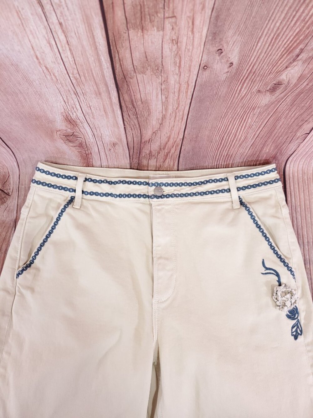 Driftwood Womens 30x26 Barbara Barrel Leg Embroidered Jeans Cream Floral Boho - Picture 3 of 15